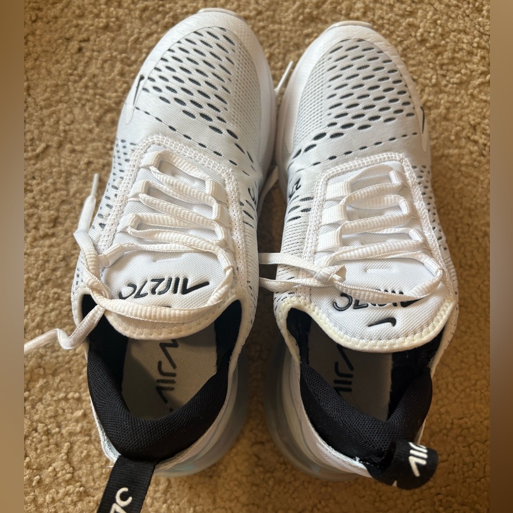 Nike Air 270 white